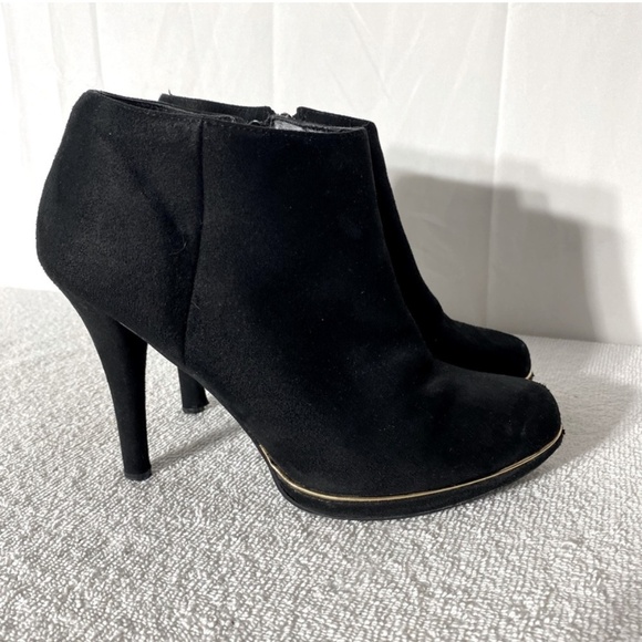 Call It Spring Black Ankle Boots With Gold Trim 8 - Picture 1 of 15